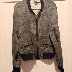Women's Camouflage Bomber Jacket